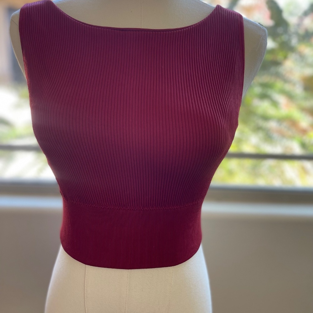 Zella Crew Neck Longline Ribbed Sports Bra in Red